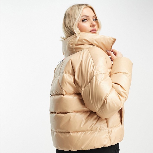 Nike | Nike ThermaFit City Jacket (Beige) - Picture 10 of 10